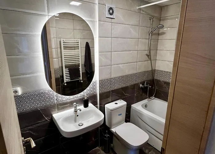 Modern 2-bedroom With Mountain View *