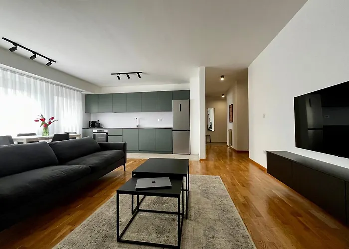 Modern 2-bedroom With Mountain View Skopje